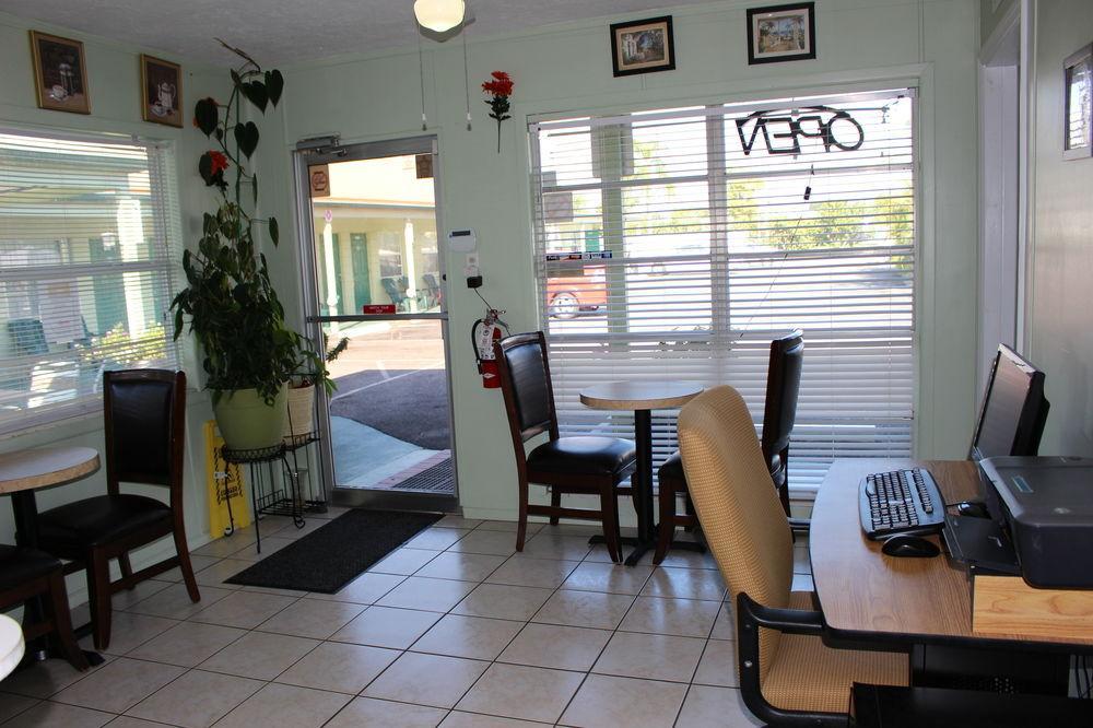 Sunshine Inn & Suites Venice, Florida Venice Gardens Eksteriør bilde