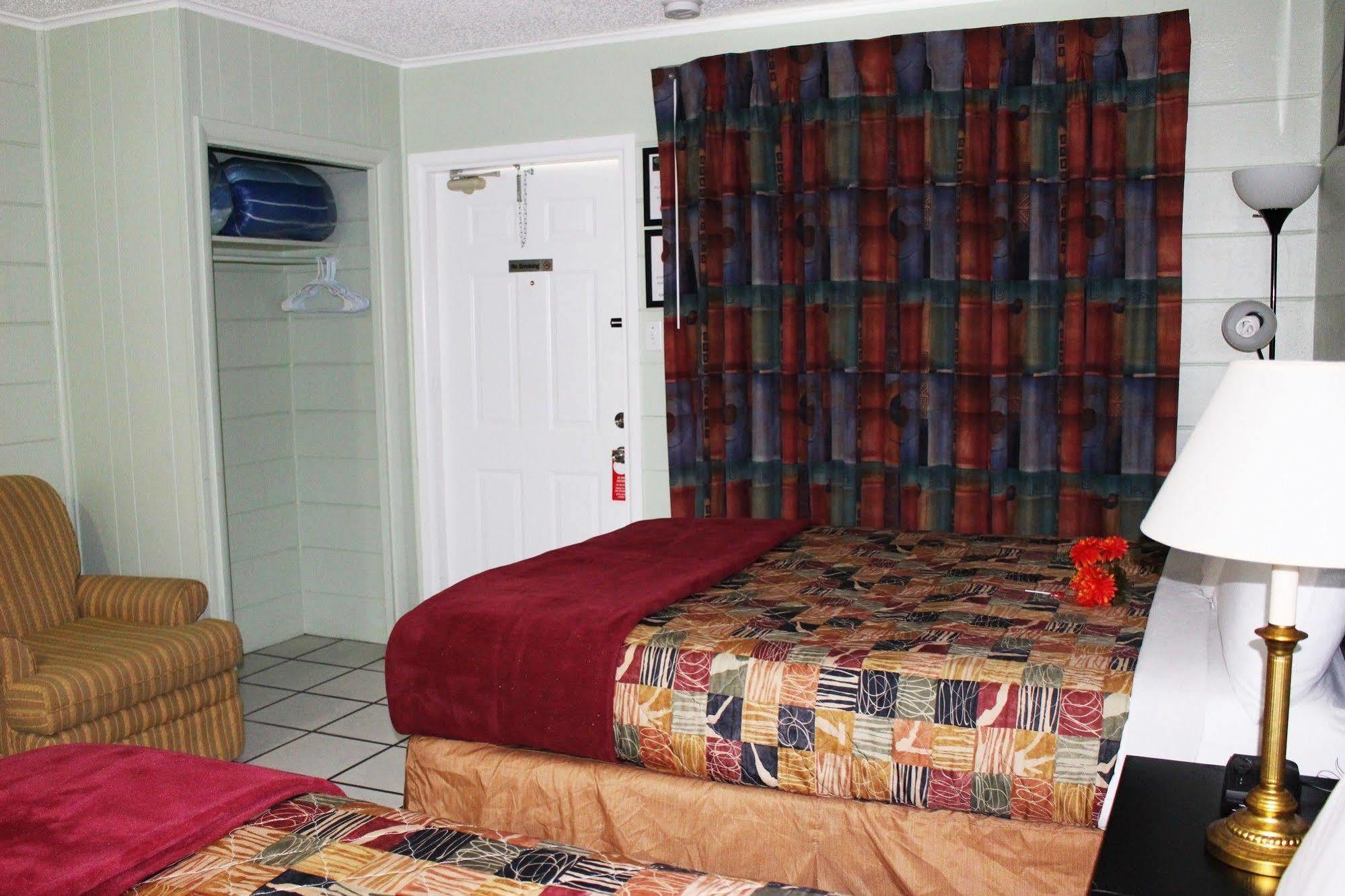 Sunshine Inn & Suites Venice, Florida Venice Gardens Eksteriør bilde